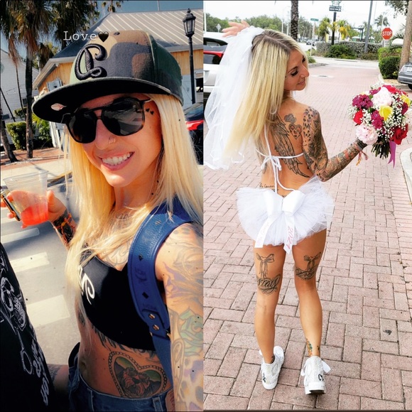 Meet your Posher, Cortney Divine💕 - Picture 5 of 17